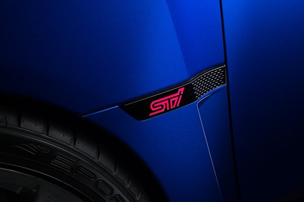 画像1: 【ＳＵＢＡＲＵ・ＷＲＸ】ＳＴＩサイドガーニッシュ（ＴＹＰＥ ＲＡ-Ｒ用）・スバルパーツ・スバル部品 (1)